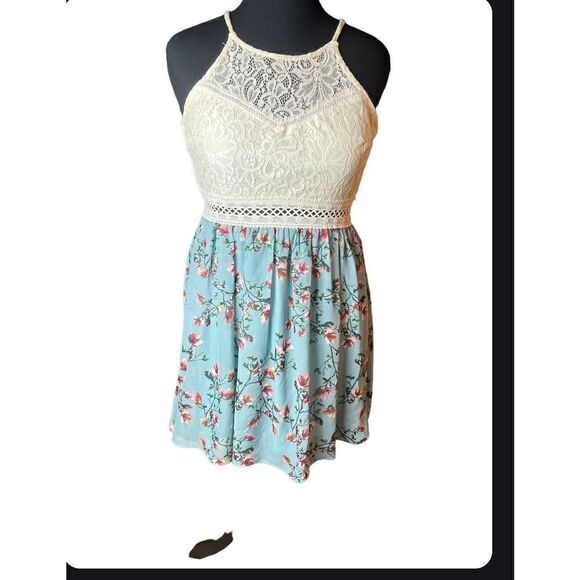By & By lace cut out chiffon floral sleeveless tank summer dress teens 11 - Picture 1 of 6